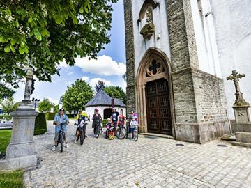 E-Bike T´Our "Laisse l´église au milieu du village!"