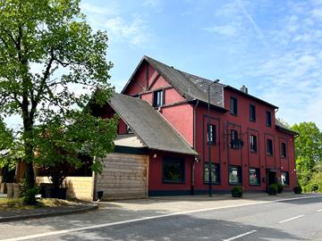 Hotel-Restaurant  Lamy - Eat & Sleep