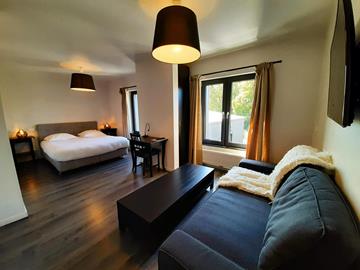 Hotel-Restaurant  Lamy - Eat & Sleep