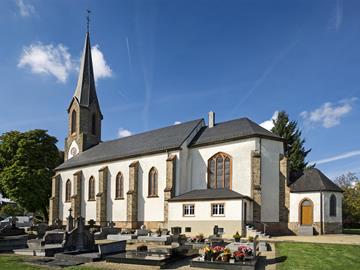 Die Kirche in Basbellain - Info+