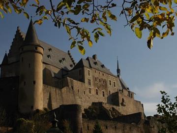 Die Burg Vianden - Info+