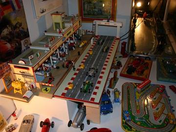 Spielzeugmuseum Clervaux - Info+